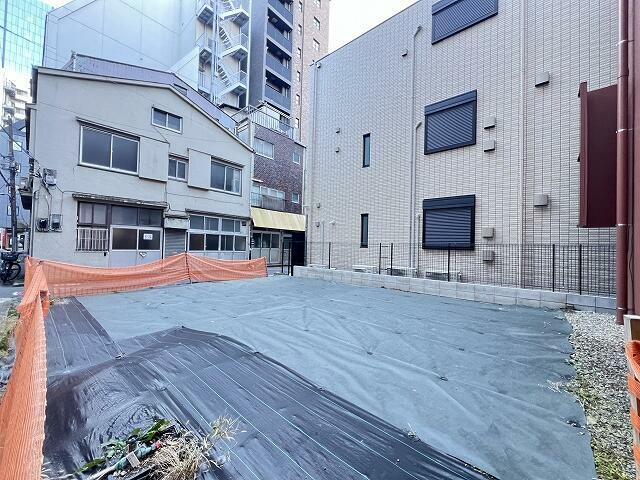 東京の中心で、新たな価値を築く角地 4